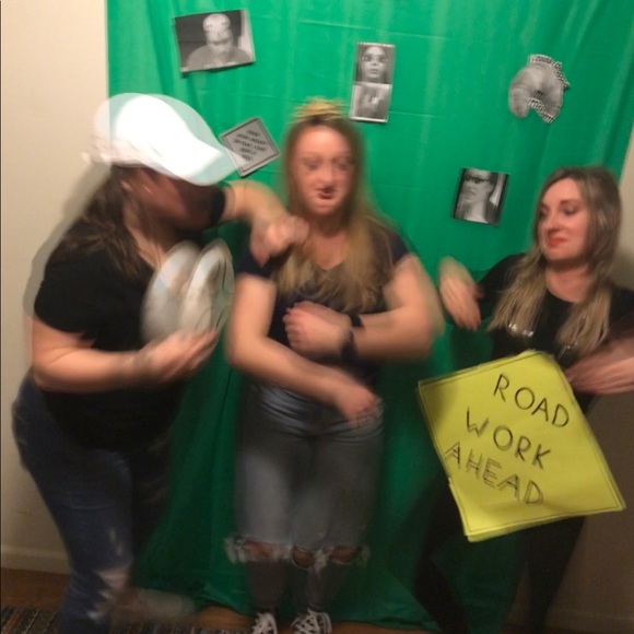 Meet your Posher, Elizabeth - Picture 1 of 1